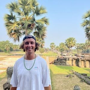 Meet your Posher, Alex